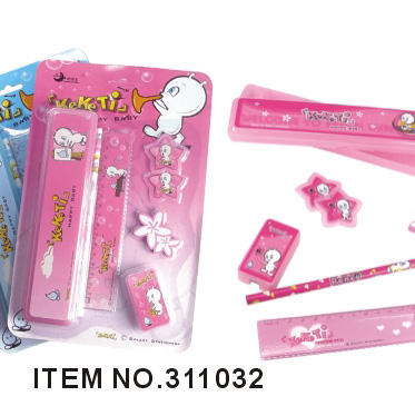 311032->>STATIONERY SET