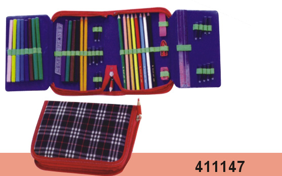 411147->>STATIONERY SET>>PENCIL BAG WITH STATIONERY