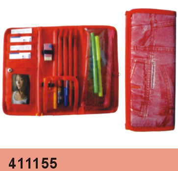 411155->>STATIONERY SET>>PENCIL BAG WITH STATIONERY